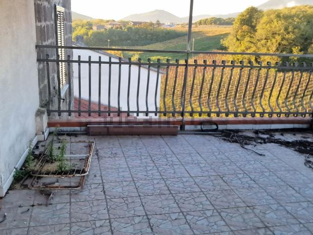 Appartamento in vendita a Castelvenere, Campania