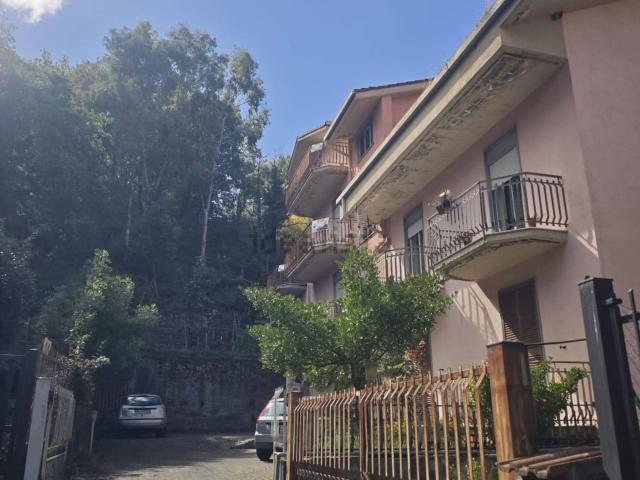Attico in vendita a Castiglione di Sicilia, Catania