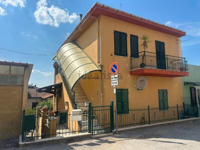 Appartamento in vendita a Case UNRRA, Marche