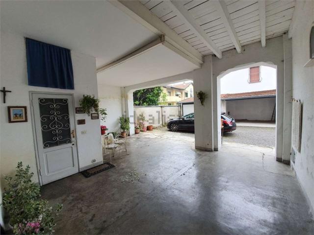 Appartamento in vendita a Turate, Lombardia