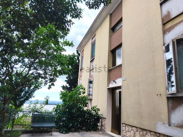 Appartamento in vendita a Colleverde, Marche