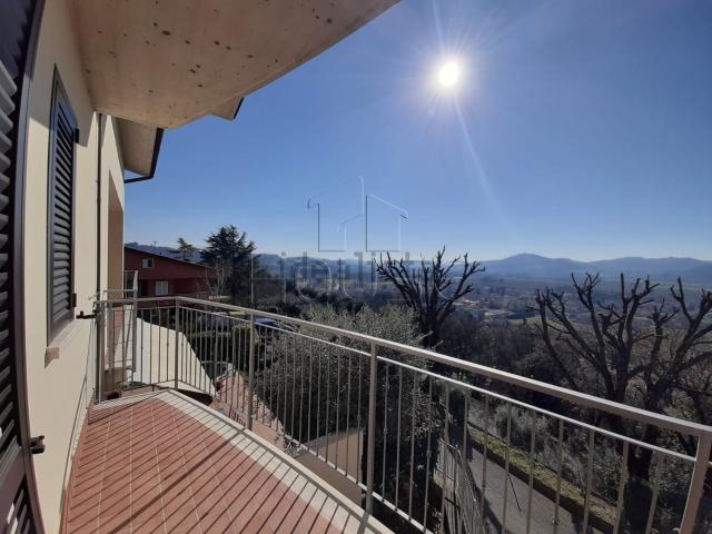 Appartamento in vendita a Cenerente, Umbria