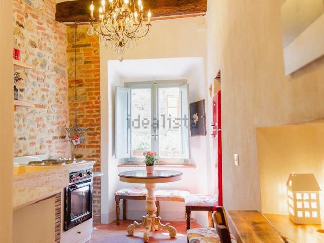 Appartamento in vendita a Suvereto, Toscana