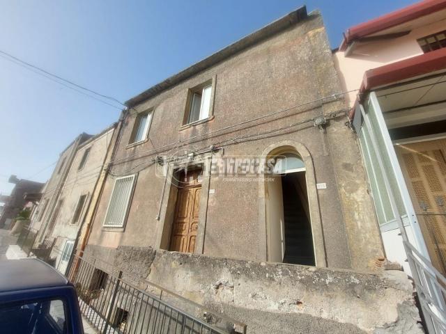 Appartamento in vendita a Pace Del Mela, Sicilia