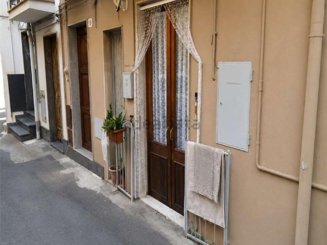 Appartamento in vendita a Bronte, Sicilia
