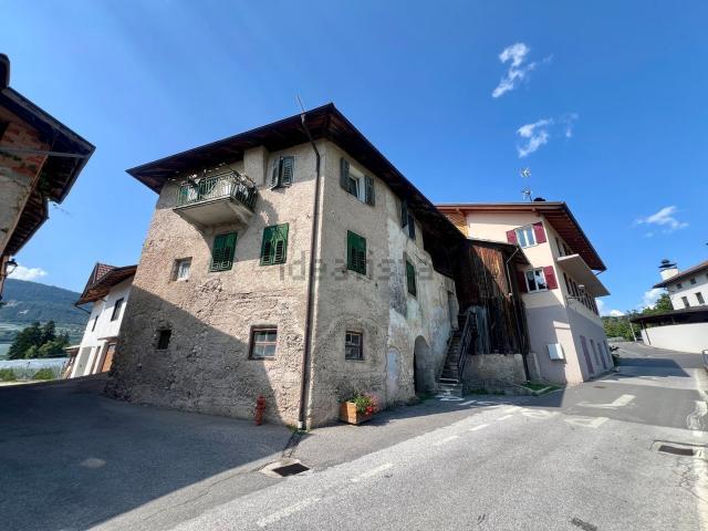 Appartamento in vendita a Comunità della Val di Non, Fondo