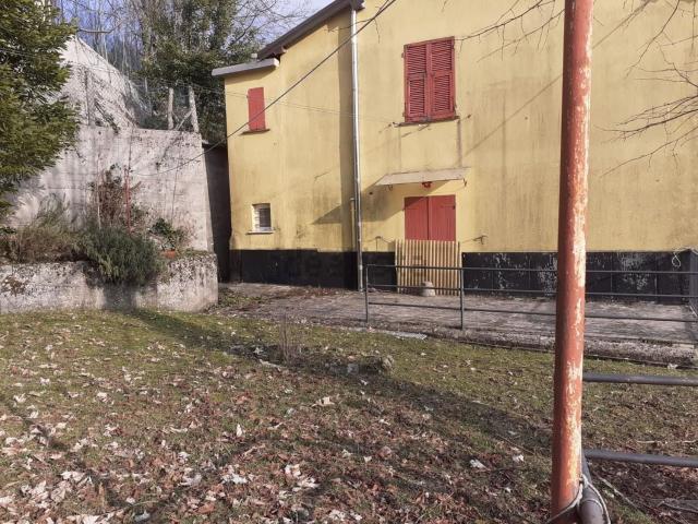 Appartamento in vendita a Torriglia, Liguria