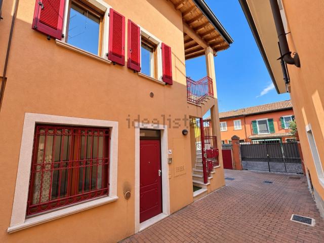 Appartamento in vendita a Comezzano, Comezzano-Cizzago