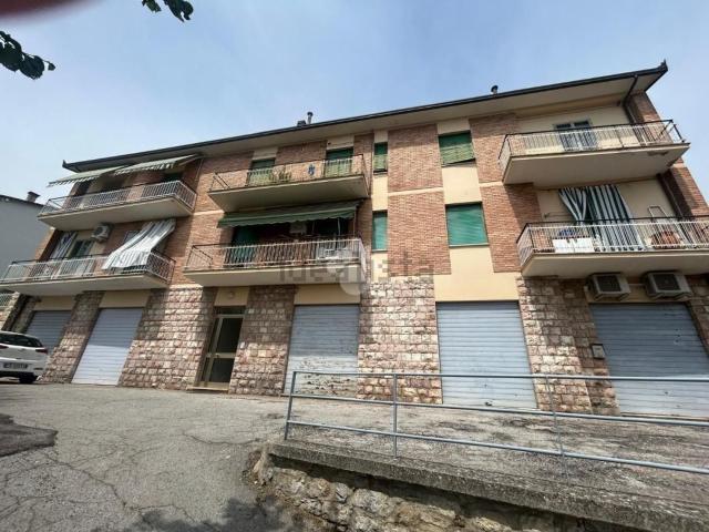 Appartamento in vendita a Montebello, Cenerente
