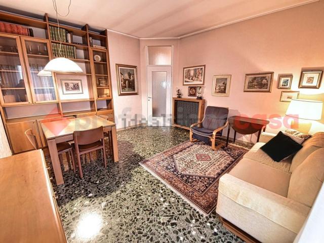 Appartamento in vendita a Muggiò, Lombardia