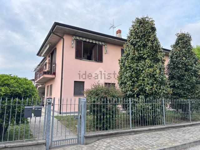 Appartamento in vendita a Albuzzano, Lombardia