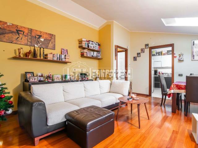 Appartamento in vendita a Guanzate, Como