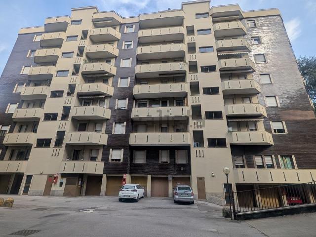 Appartamento in vendita a Campo Sportivo-Colombara, Saronno