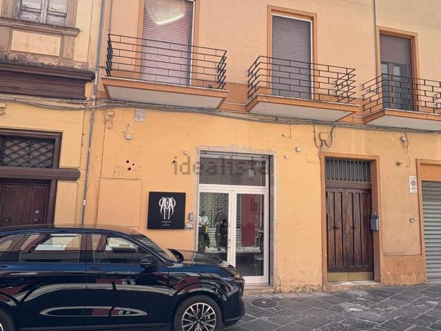 Appartamento in vendita a Centro, Puglia