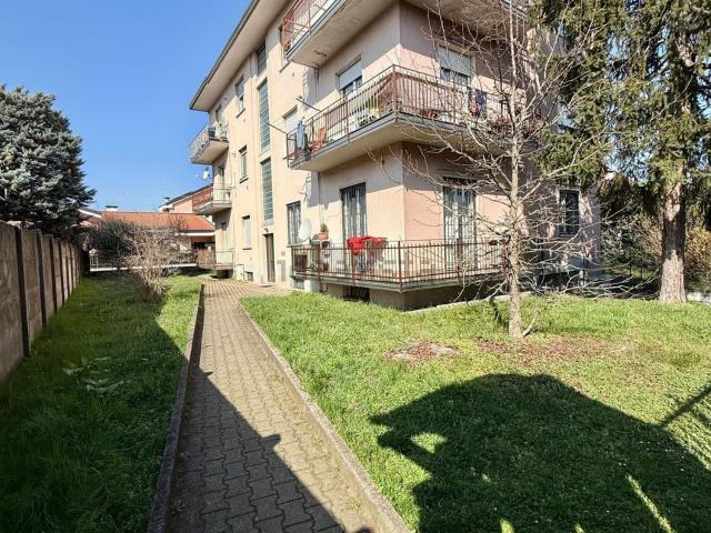 Appartamento in vendita a Stella, Saronno