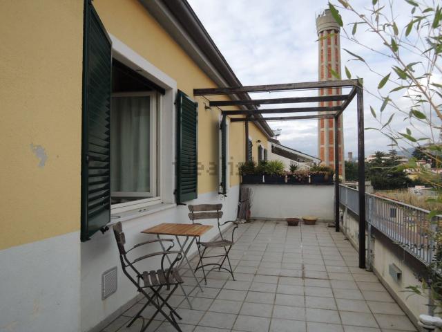 Appartamento in vendita a Sarzana, Liguria