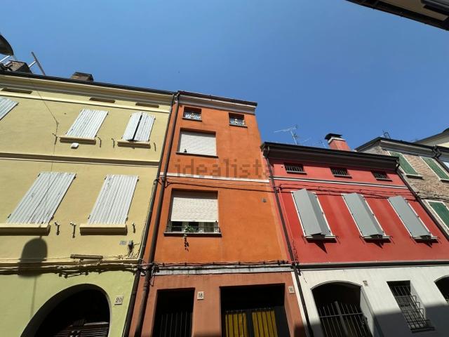 Appartamento in vendita a Unione Comuni Modenesi Area Nord, Mirandola