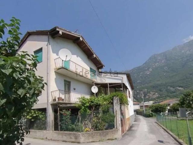 Appartamento in vendita a Donnas, Aosta