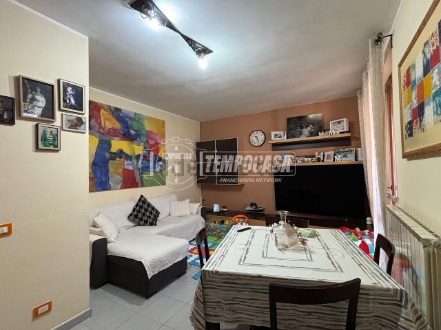 Appartamento in vendita a Parona, Lombardia