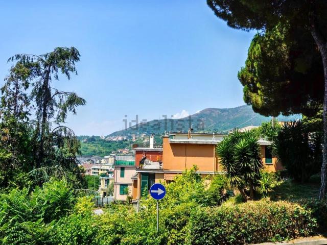 Appartamento in vendita a Val Polcevera, Serra Riccò
