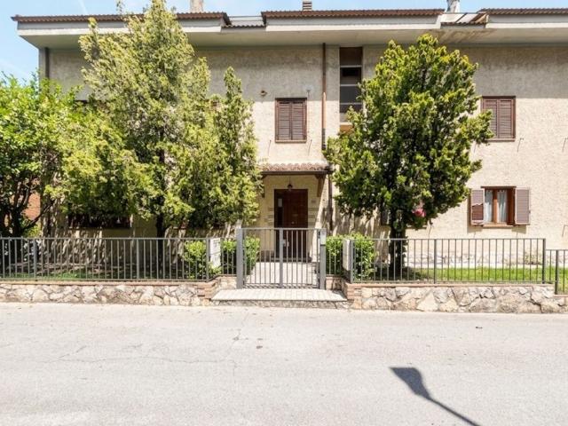 Appartamento in vendita a Santa Lucia, Narni