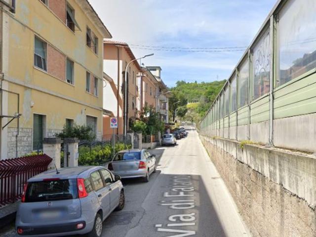 Appartamento in vendita a Santa Maria Intervineas, Marche