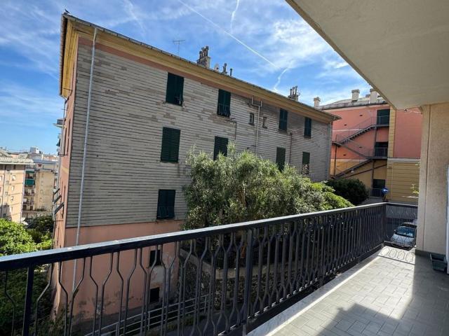Appartamento in vendita a Medio Ponente, Serra Riccò