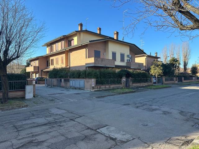 Appartamento in vendita a Unione dei comuni del Sorbara, Ravarino