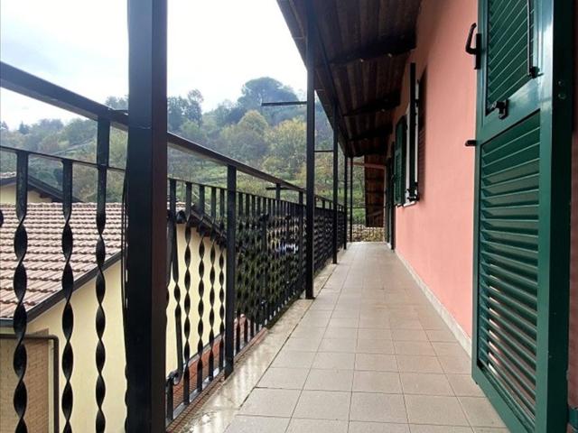 Appartamento in vendita a Varese Ligure, Liguria