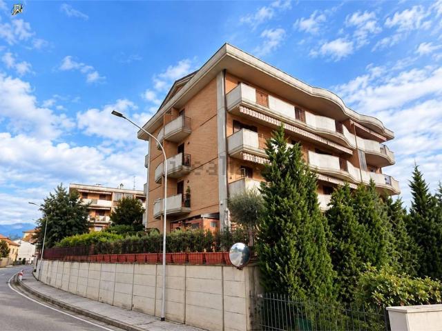 Appartamento in vendita a Monte San Giusto, Macerata