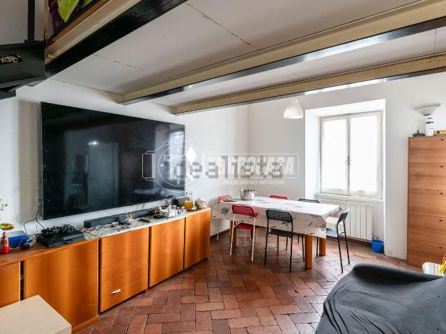 Appartamento in vendita a Centro storico, Marche