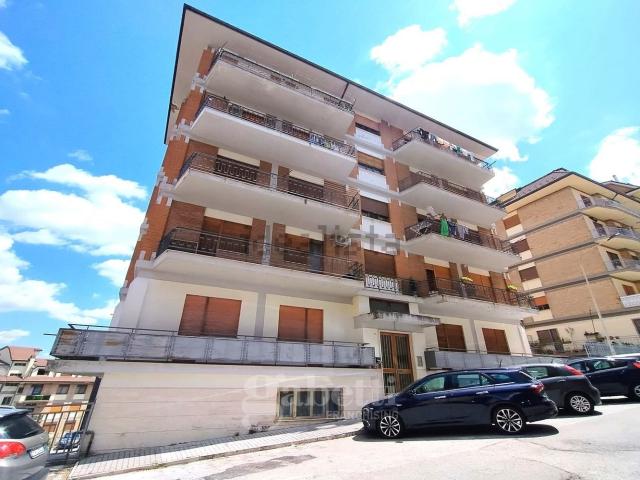 Appartamento in vendita a Campobasso, Molise