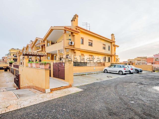 Appartamento in vendita a Passoscuro, Roma Capitale