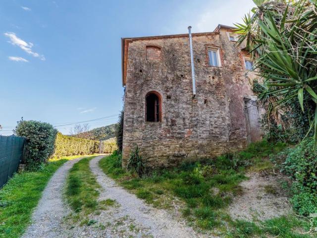 Appartamento in vendita a Buti, Toscana
