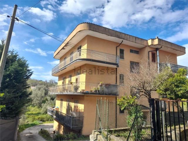 Appartamento in vendita a Centola, Campania