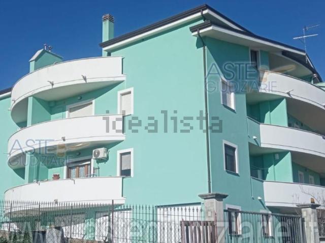 Appartamento in vendita a Colli, Rosciano