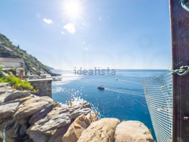 Appartamento in vendita a Vernazza, La Spezia
