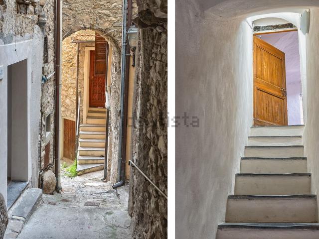 Appartamento in vendita a Vallebona, Provincia di Imperia