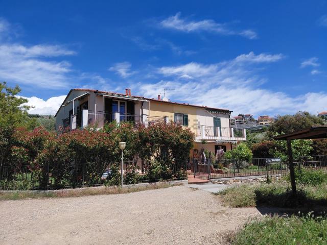 Appartamento in vendita a Imperia, Liguria