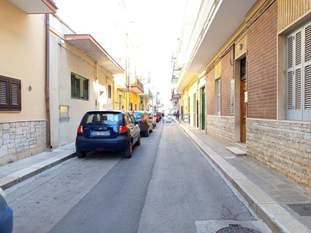 Appartamento in vendita a Zona Artigianale di Bitonto, Bitonto