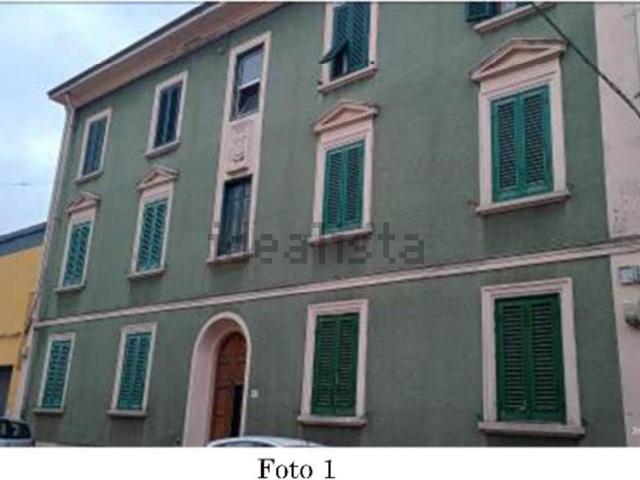 Appartamento in vendita a Prato, Toscana