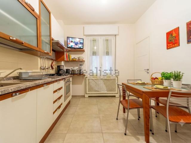 Appartamento in vendita a Parma Centro, Parma