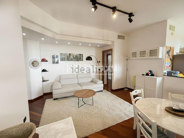 Appartamento in vendita a Vedano Al Lambro, Lombardia