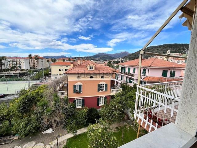 Appartamento in vendita a Borgio, Borgio Verezzi
