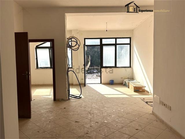 Appartamento in vendita a Poggio Mirteto, Rieti