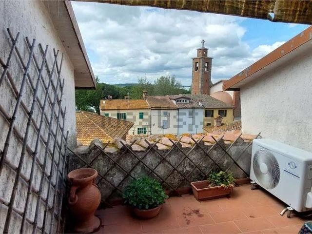 Appartamento in vendita a Passignano sul Trasimeno, Perugia