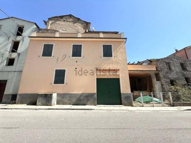 Appartamento in vendita a Pieve Di Teco, Liguria