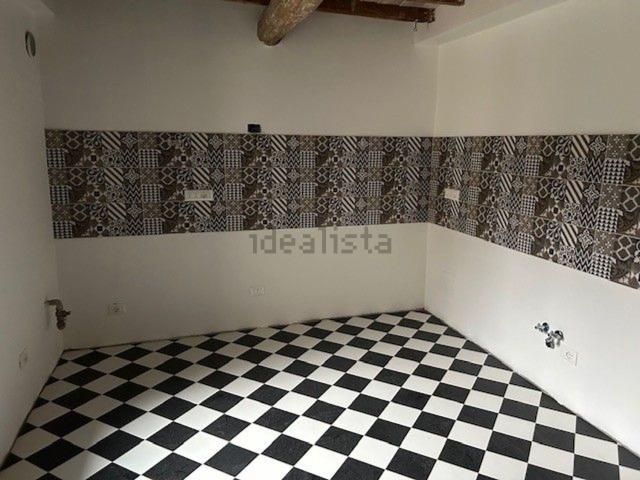 Appartamento in vendita a Sant'Agostino città-Porta Castello, Re