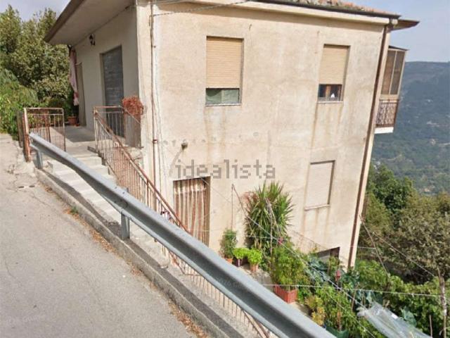 Appartamento in vendita a Tortorici, Sicilia
