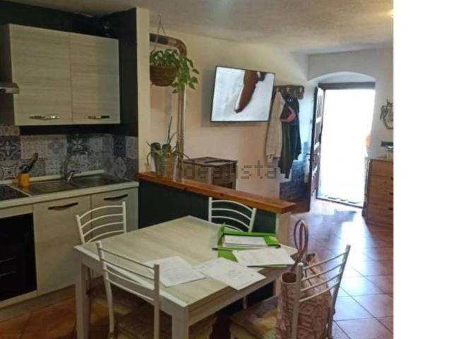 Appartamento in vendita a Gignod, Aosta